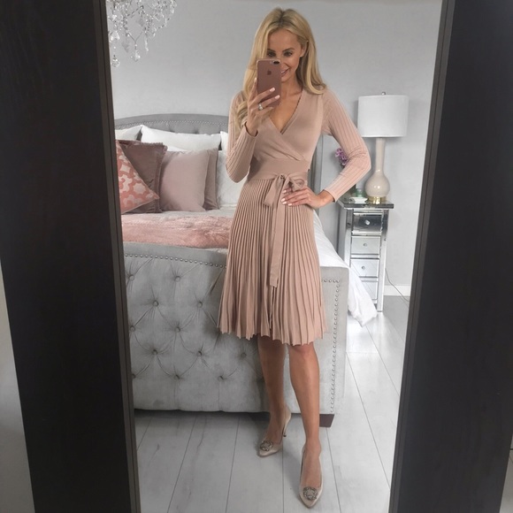 LAST ONE!! Elegant Pleated Midi Nude  Style Dress - Picture 5 of 8